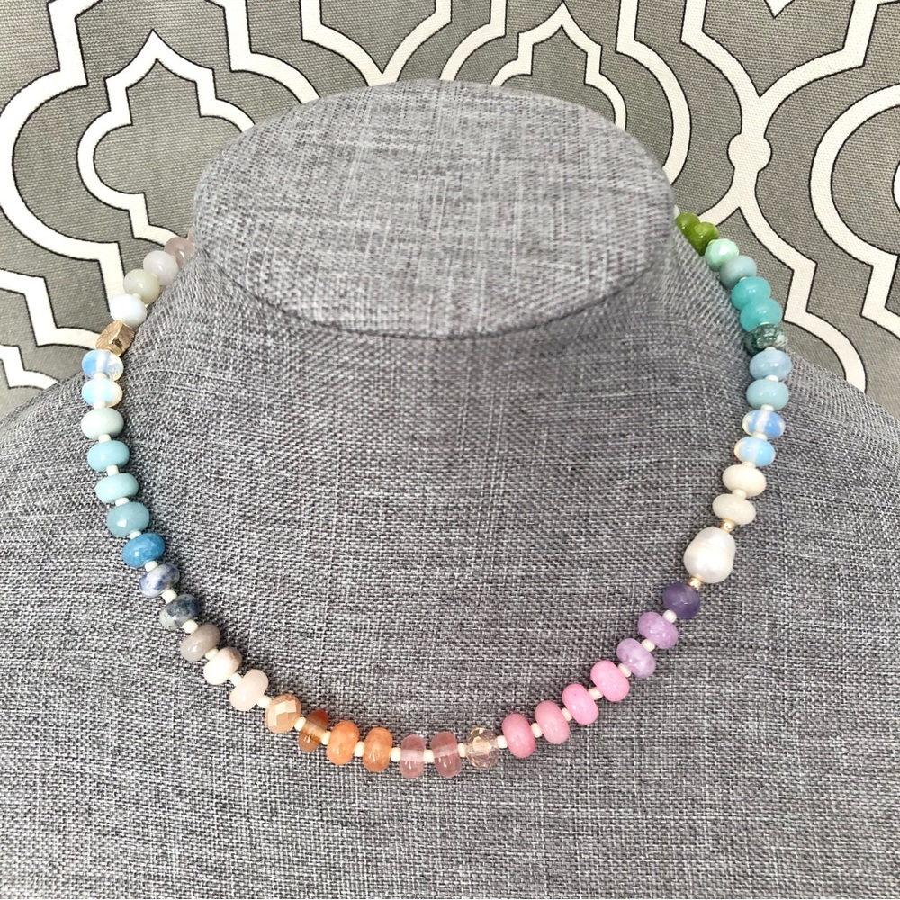 Rainbow II 🌈 Stone Crystal Candy Necklace - Picture 15 of 15